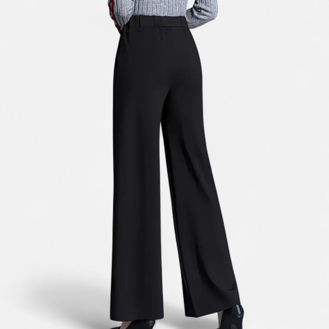 Relaxed fit women's wide-leg pants, high-waisted and chic, perfect for comfortable and versatile styling.