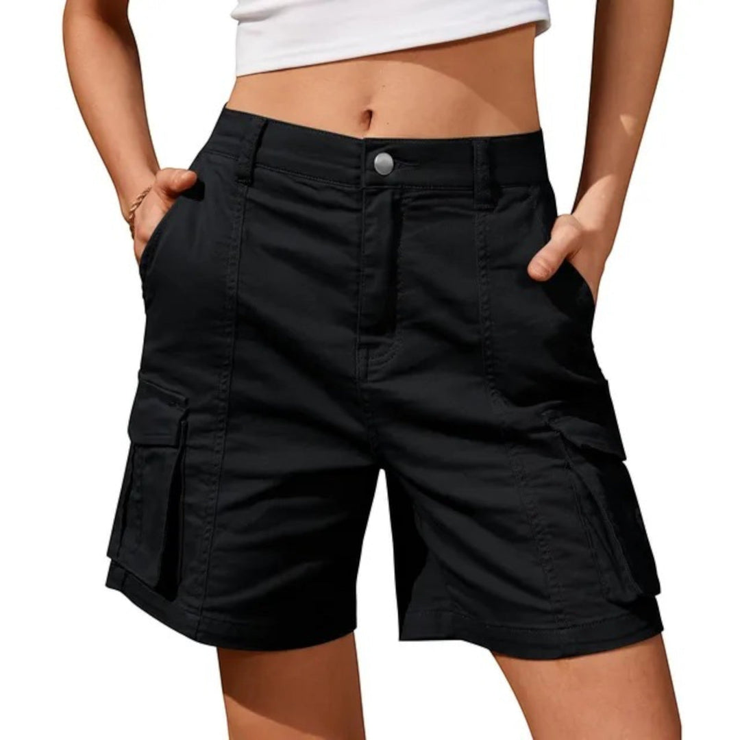 Stylish ladies high-waisted cargo shorts, perfect for active casual wear or retro-inspired summer streetwear.