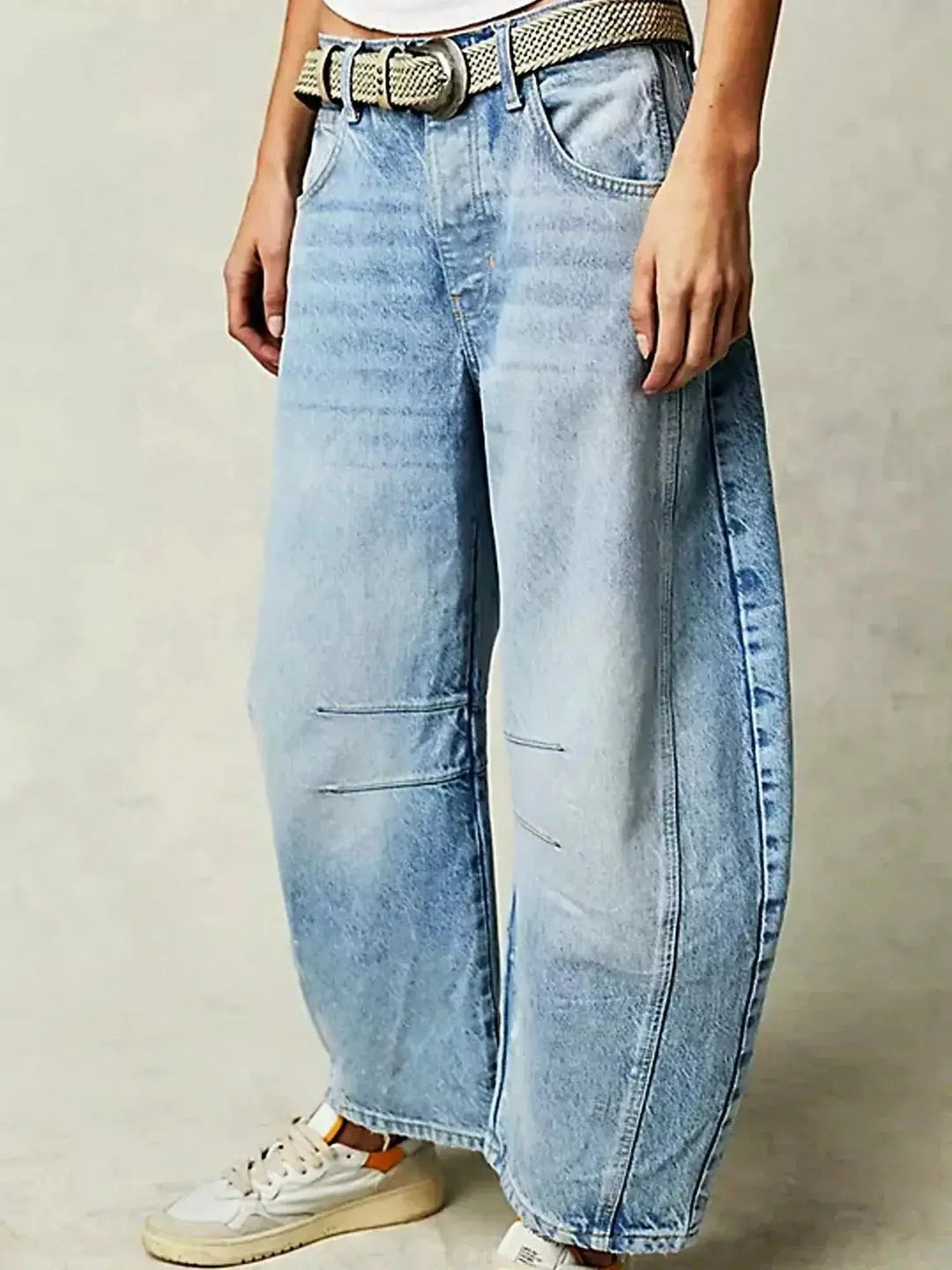 Casual women's leopard print wide leg jeans, high rise trendy bottoms.