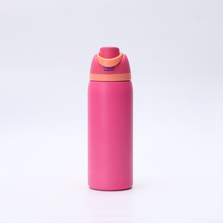 High-performance women's insulated water bottle. Portable hydration for sport, travel, and office use.