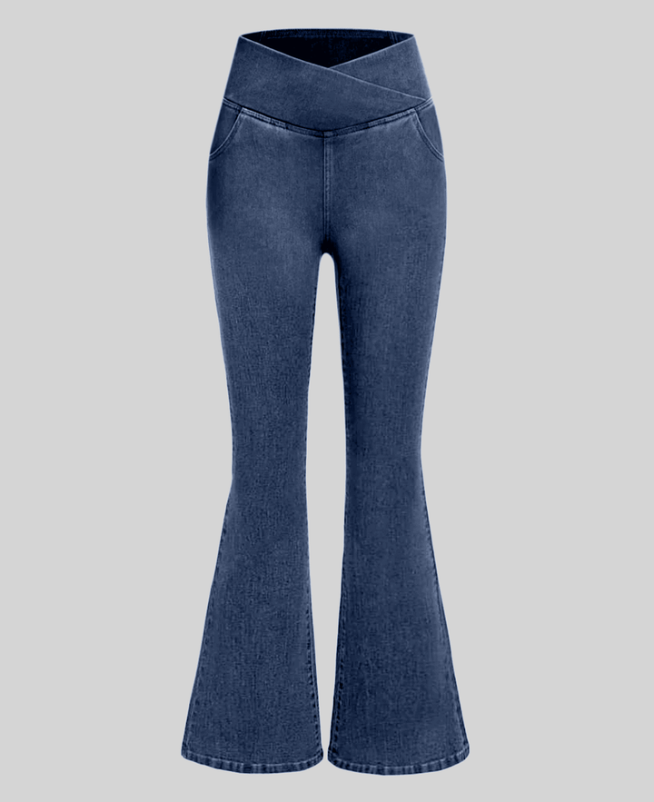 Black stretch high-waist women's jeans, ultimate comfort, flattering slim fit.