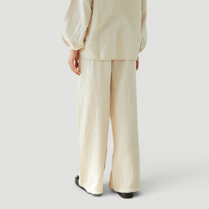 Lightweight women's co-ord set for ultimate summer comfort and style.