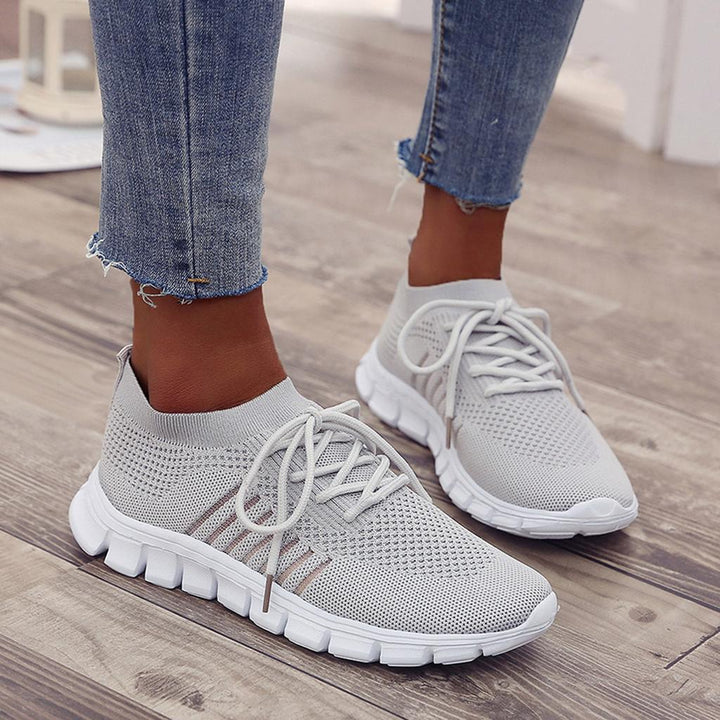 Comfortable women's orthopedic walking sneakers, lightweight design offering excellent support for everyday use.