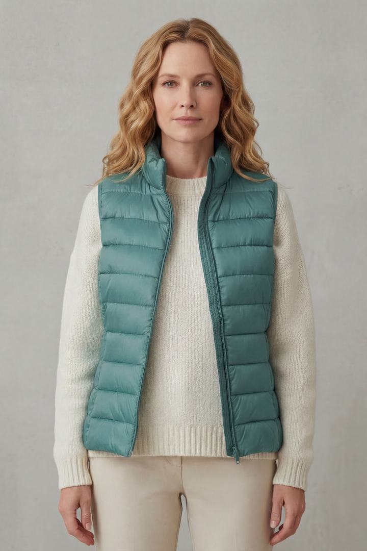 Effortless warmth & style: women's lightweight quilted vest.