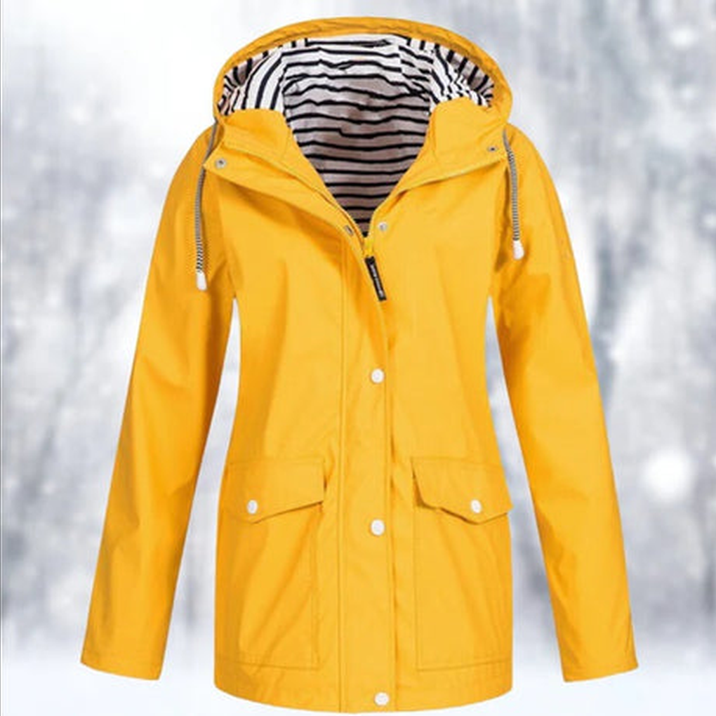 Comfortable women's weather protection jacket with sleek design. Ideal windbreaker for active ladies.