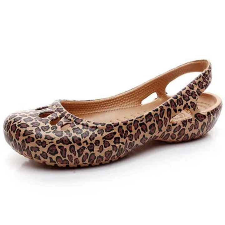 Lightweight waterproof slingback sandals for women, ideal travel shoes with comfortable cut-out design.