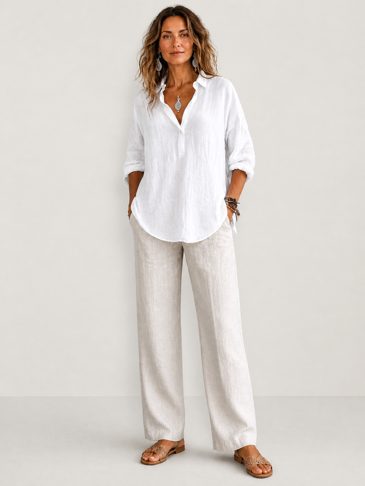 Women's loose fit casual blouse, ideal for relaxed everyday style. A comfortable summer top.