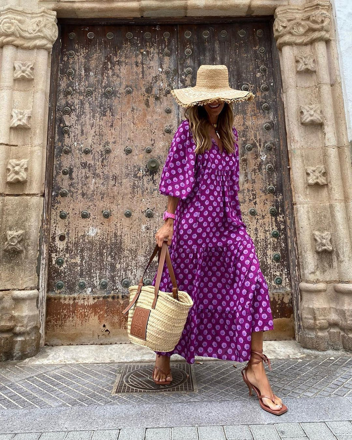 Stylish women's printed summer dress, knee-length with ruffles and a comfortable loose fit. Perfect for casual wear.