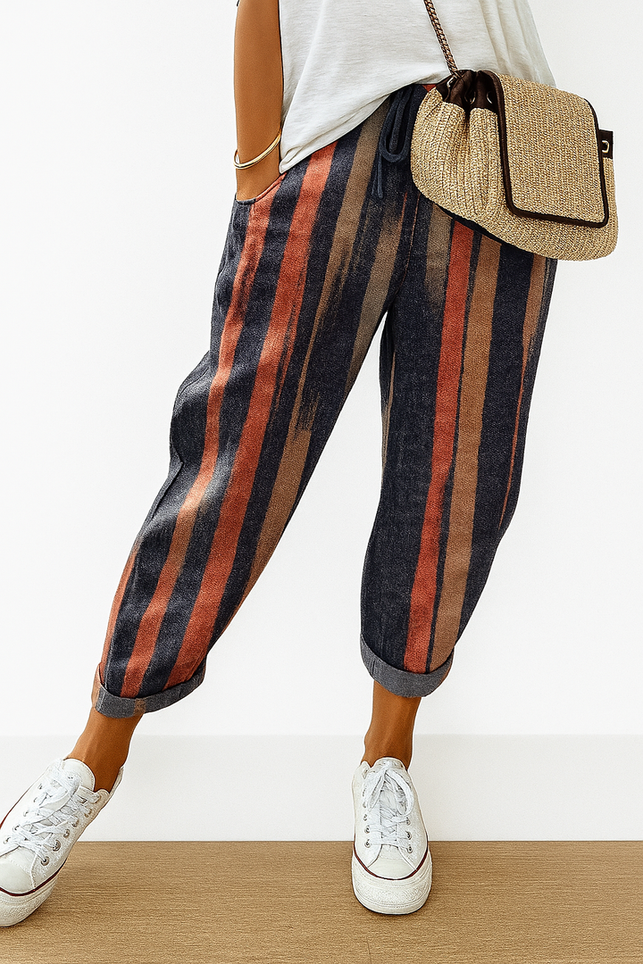 Comfy women's loose printed pants, ideal as summer trousers, vacation outfits, or casual wear with an elastic waist.