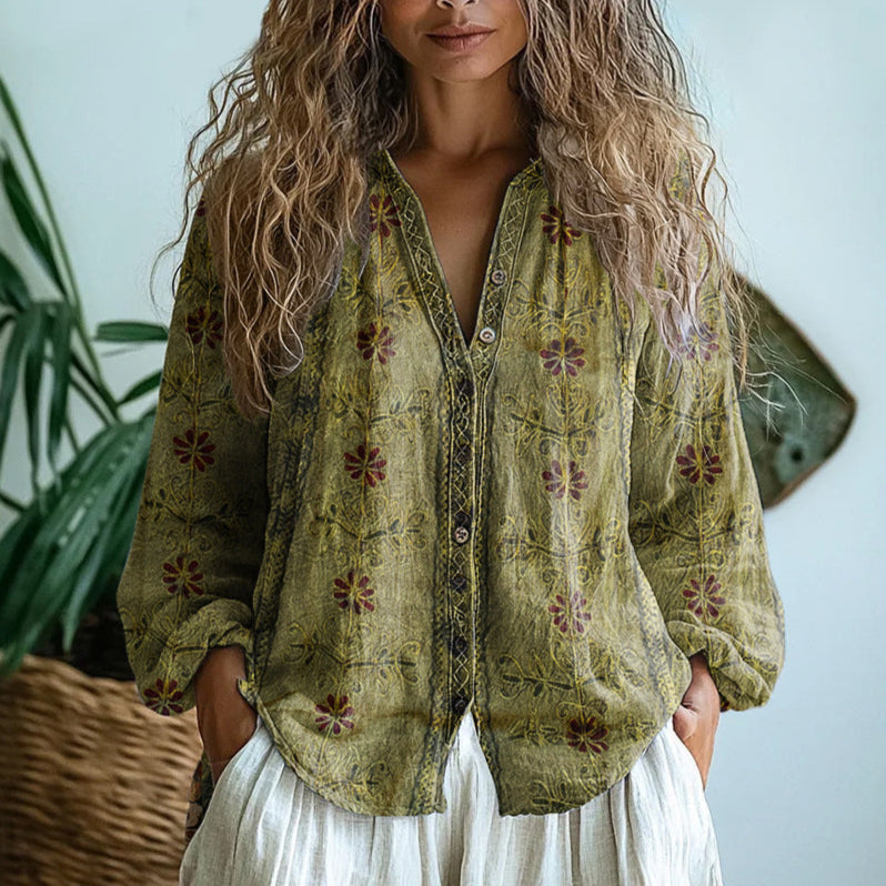 Chic Mirabella women's blouse, a comfortable long-sleeve top. Ideal for everyday wear or elegant occasions.