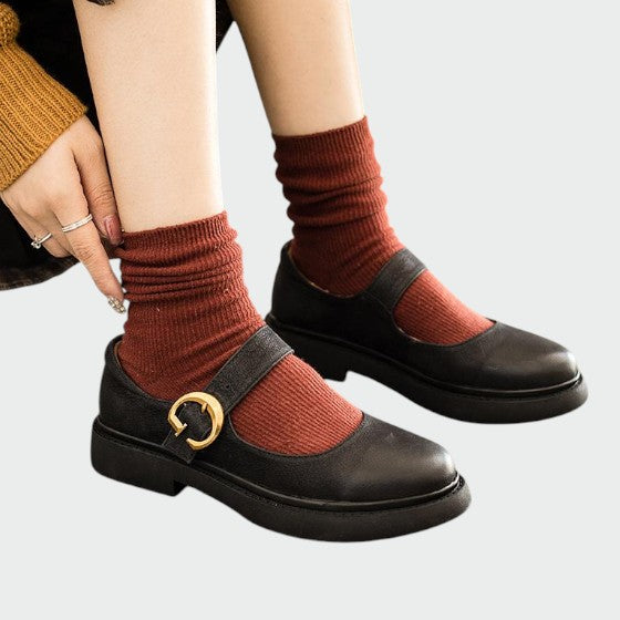 Stylish two-tone women's Mary Jane shoes, comfortable block heel, elegant design, adjustable strap, classic.