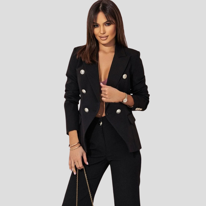 Women's office attire: chic summer blazer and trousers set, perfect for a modern look.