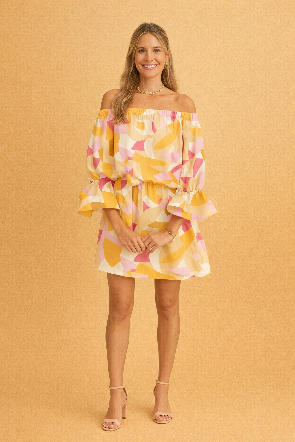 Chic women's summer mini dress. Off-shoulder floral print, flirty style ideal for casual or party.
