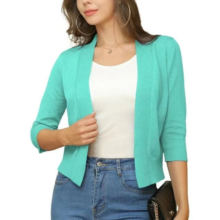 Everyday essential women's open-front cropped cardigan with three-quarter sleeves.