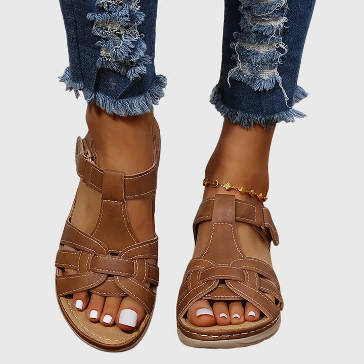 Stylish women's orthopaedic sandals for superior arch support & all-day comfort. Perfect casual summer footwear.