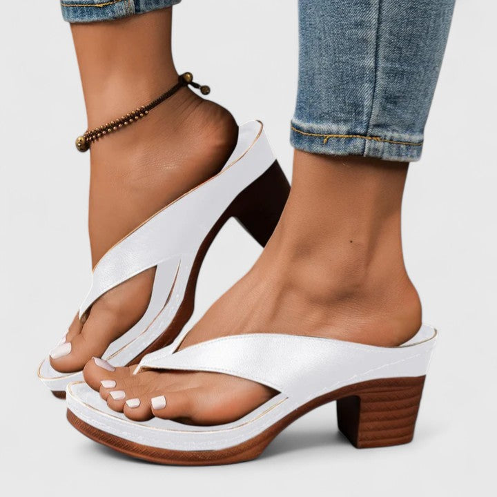 Fashionable women's heels with excellent arch support and orthopaedic features for lasting comfort.