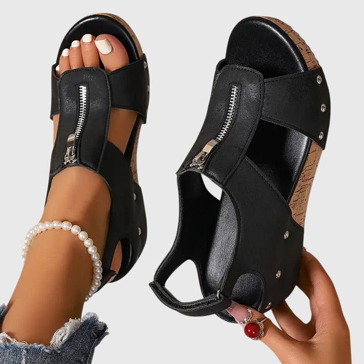 Women's orthopaedic sandals with arch support for pain relief & comfort. Ideal for summer & casual wear.