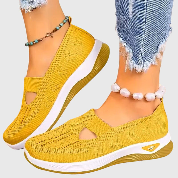 Casual women's slip-on shoes, orthopaedic design, ideal for daily wear & foot pain relief.
