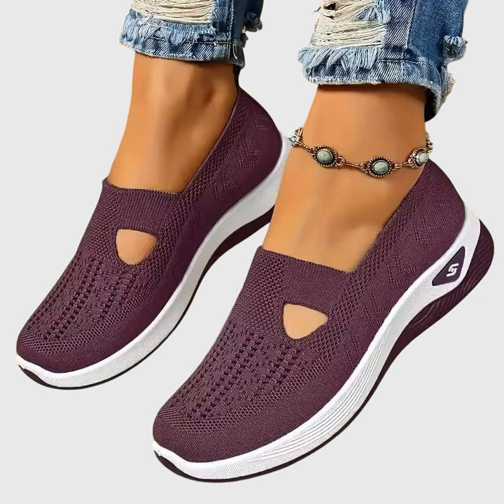 Women's walking slip-on shoes, orthopaedic, with comfort features and arch support.