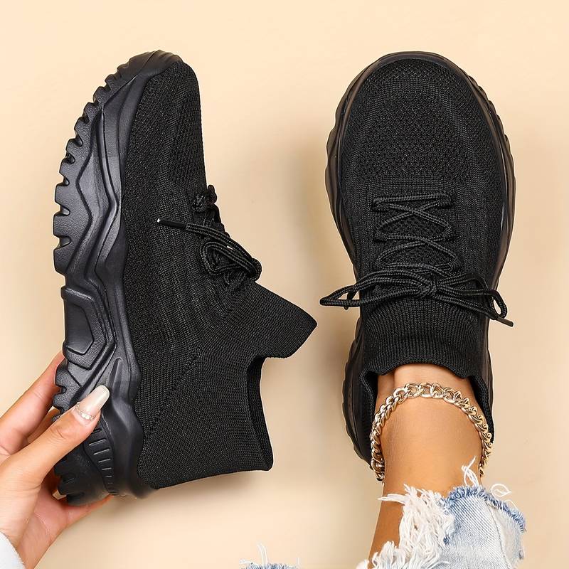 Versatile women's orthopaedic sneakers, engineered for maximum arch support, comfort, and everyday walking.