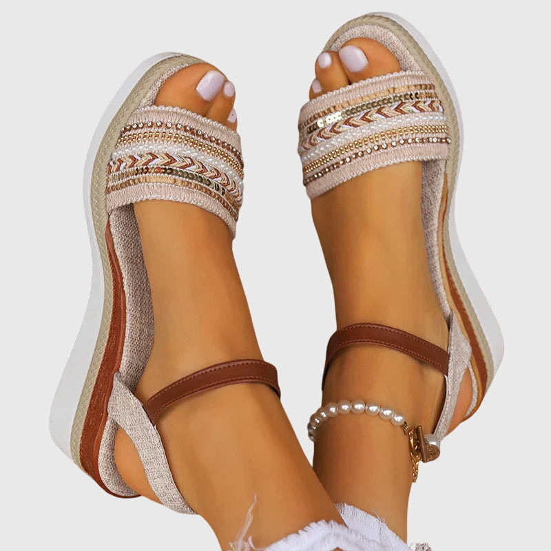Stylish women's summer sandals, orthopaedic design for foot support and all-day comfort. Perfect for warm weather.