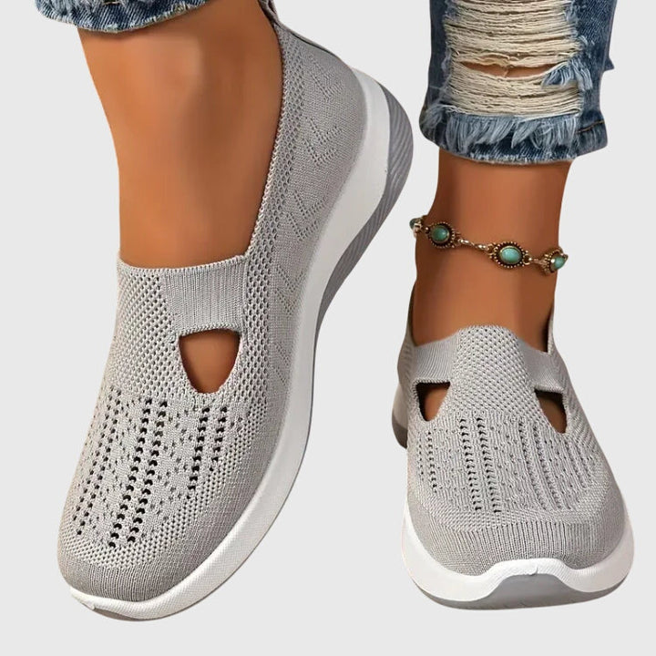 Comfortable women's walking shoes with ergonomic design & pain relief features. Perfect everyday footwear.