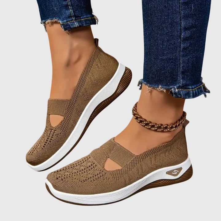Stylish casual women's shoes, offering orthopaedic support & ergonomic design for ultimate foot comfort.