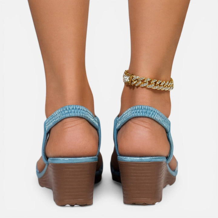 Lightweight women's summer wedge sandals, orthopaedic with a charming floral design for comfort.