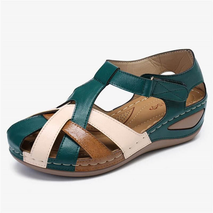 Casual open-toe women's sandals with orthopedic arch support, designed for comfortable all-day wear & walking.