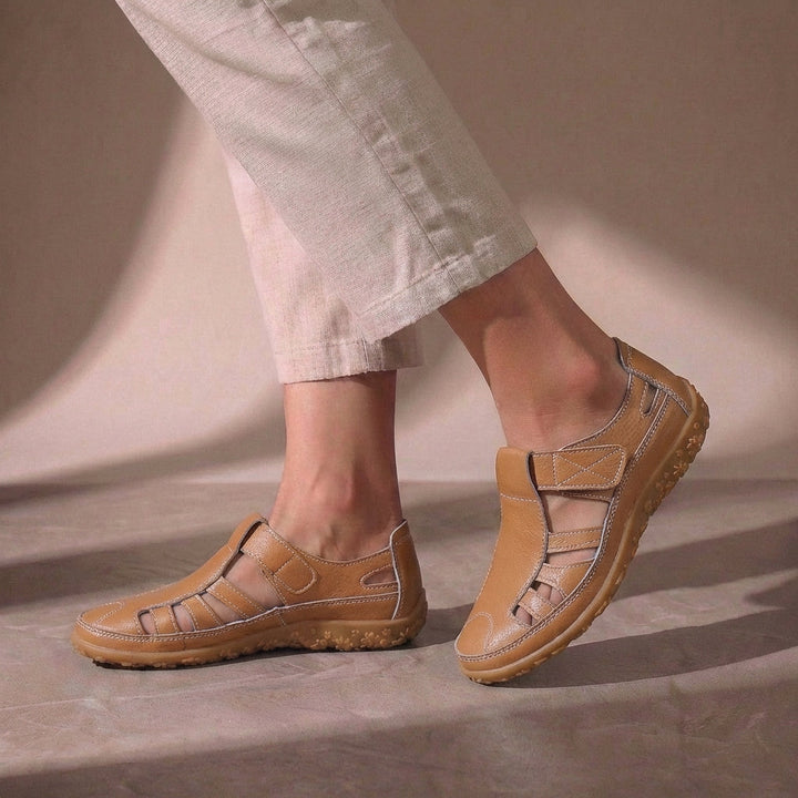 Walk comfortably in women's orthopedic closed-toe sandals with adjustable straps, supportive summer shoes.