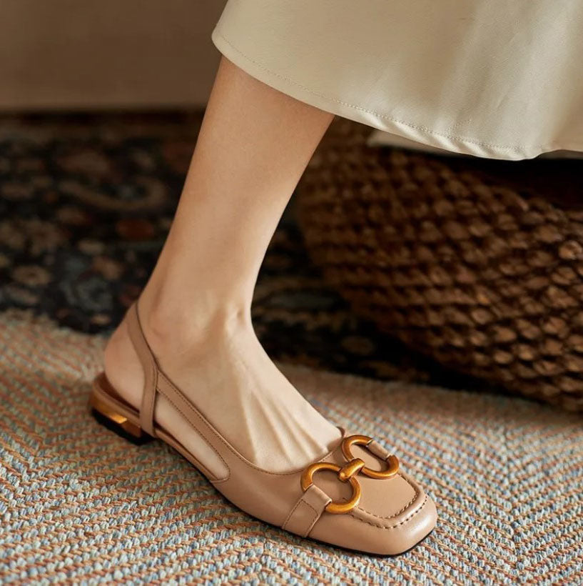 Comfortable women's summer sandals, foot pain relief, arch support & adjustable straps for active wear.