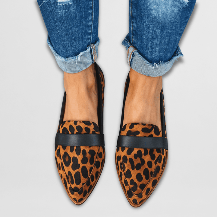Stylish women's pointed toe slip-on loafers. Orthopedic comfort flats for all-day wear, perfect for walking.