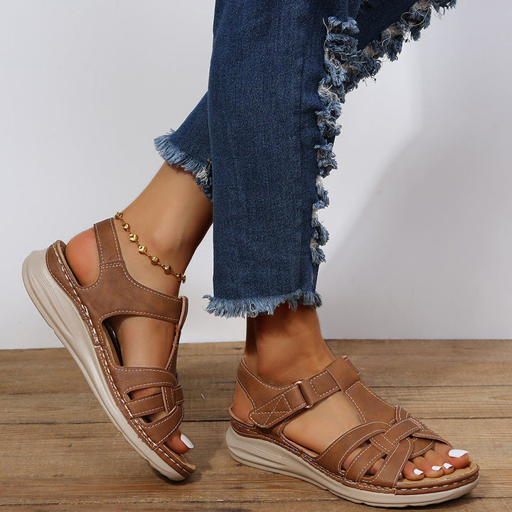 Comfortable women's orthopedic sandals with adjustable Velcro for arch support & foot pain relief. Ideal for summer.