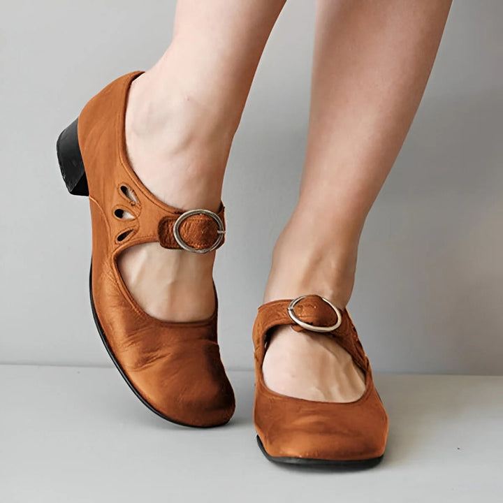 Women's orthopedic sandals with arch support for all-day comfort. Ergonomic design, perfect for healthy summer footwear.
