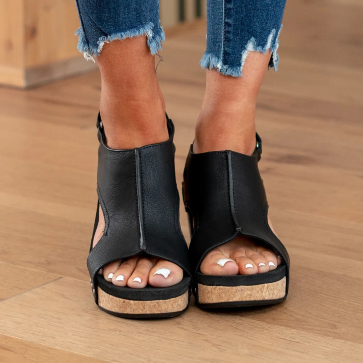 Open-toe women's studded wedge sandals. Orthopedic arch support & comfortable platform for summer daily wear.