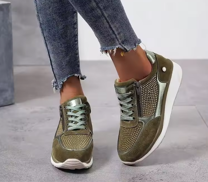 Comfortable women's walking shoes, orthopedic sneakers for daily walks, providing pain relief.
