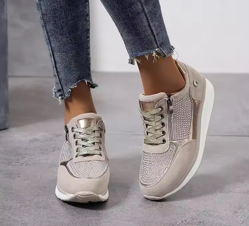 Everyday women's orthopedic sneakers, engineered for ultimate comfort, arch support, and stability.