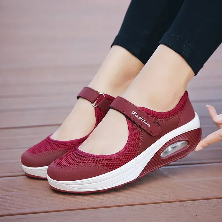 Women's orthopedic walking shoes for all-day comfort & support, ideal for everyday wear.