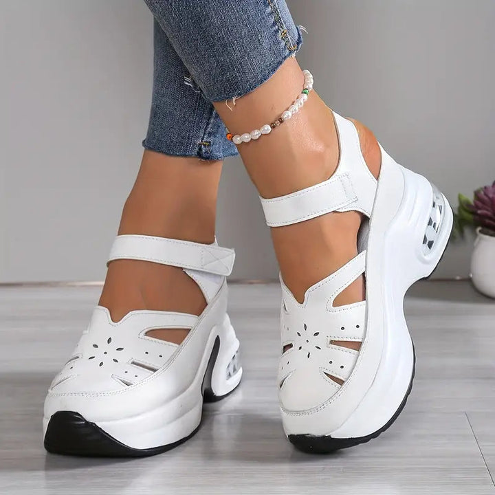 Women's orthopedic walking shoes for all-day comfort, providing arch support and pressure relief.