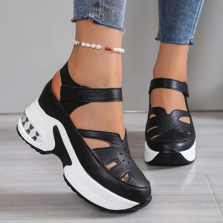 Comfortable women's walking shoes with a wide toe box and foot support for daily wear.