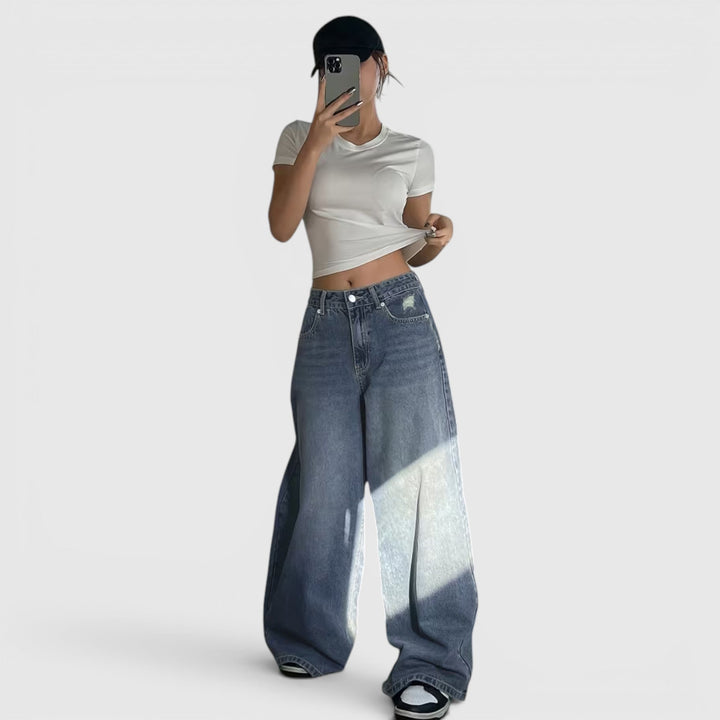 Versatile women's wide leg, floor length pants with a relaxed, baggy fit.