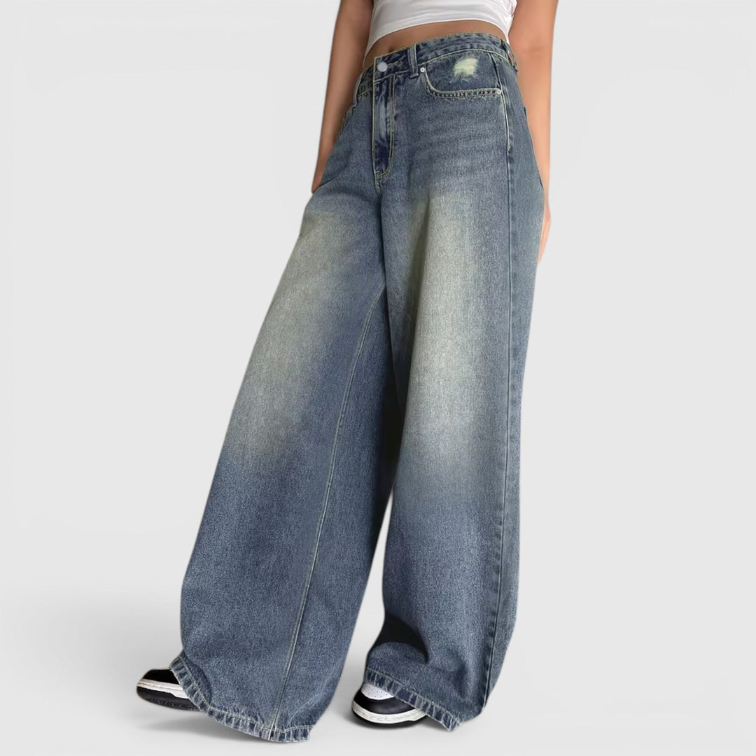 Stylish women's oversized baggy pants, loose fit, high waist for modern fashion and comfort.