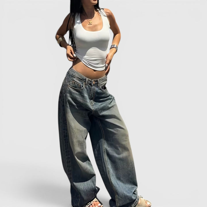 Everyday women's straight leg baggy pants, oversized design for a chic, comfortable look.