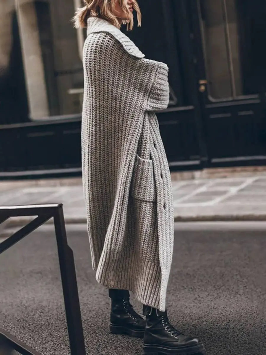Versatile women's longline lapel cardigan, an oversized piece for elegant autumn & winter layering.
