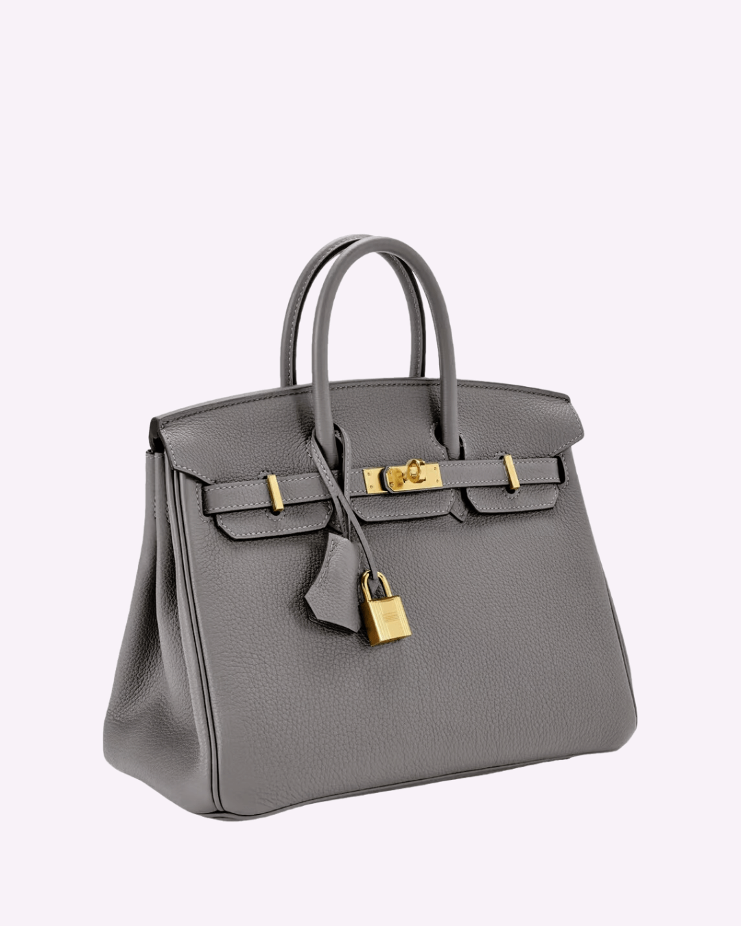 Practical women's oversized tote, serving as a reliable work tote and spacious travel bag.
