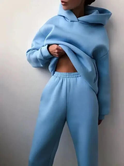 Women's comfortable oversized tracksuit set, a chic two-piece outfit for easy, stylish loungewear.