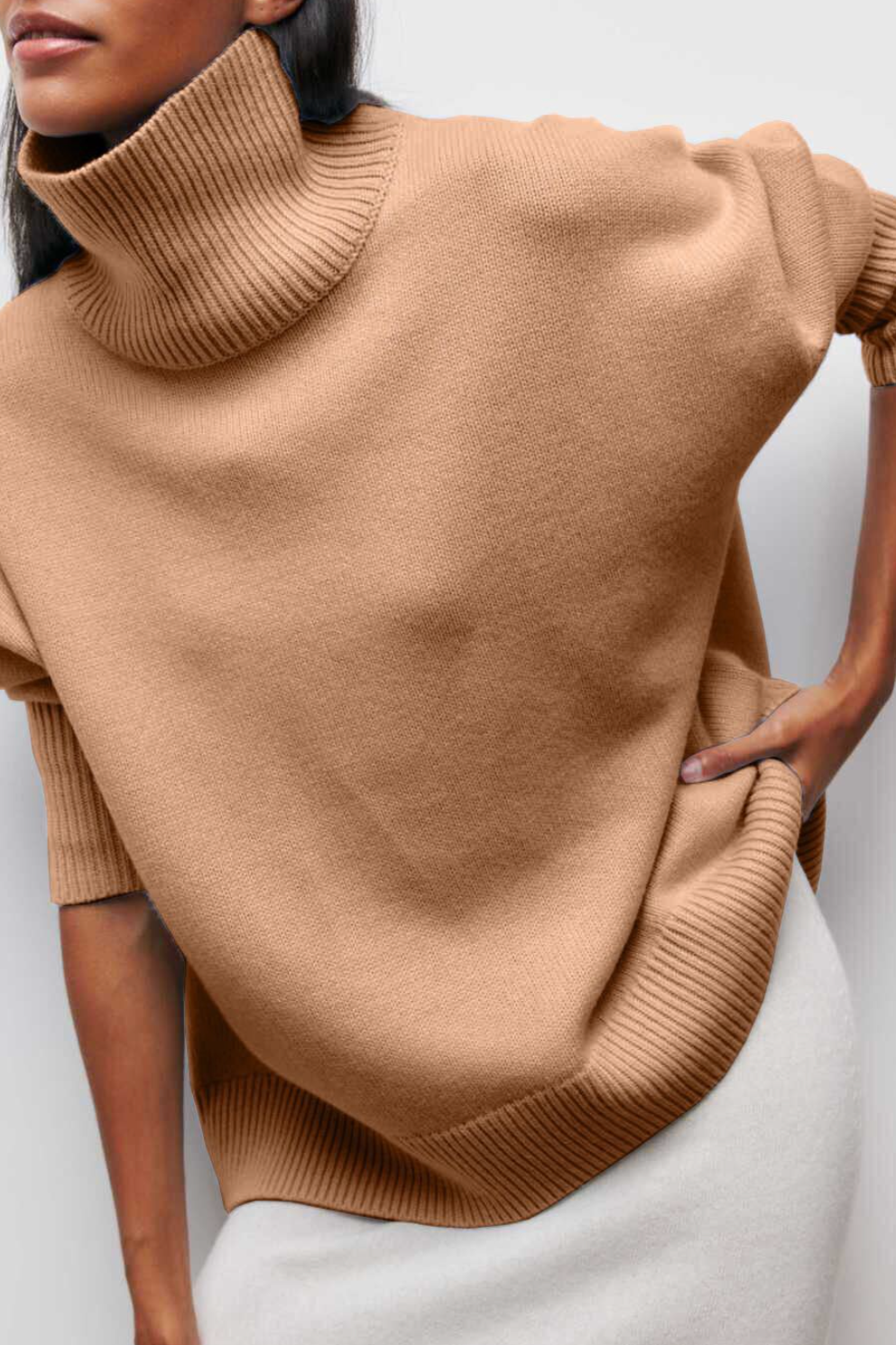 Cozy women's turtleneck pullover sweater, an oversized design for comfortable and stylish fall casual outfits.