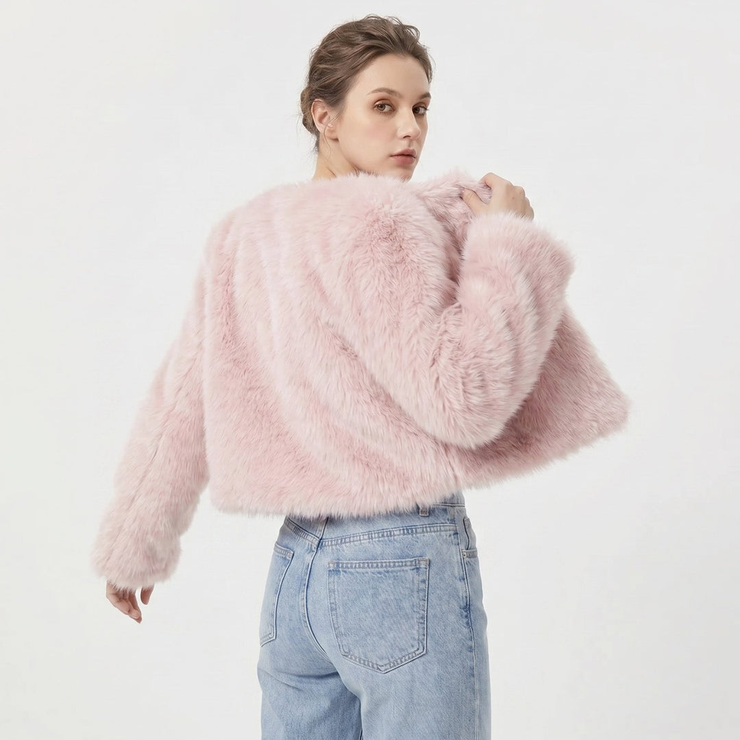 Soft and luxurious women's cropped faux fur jacket, a plush and stylish addition to any outfit.