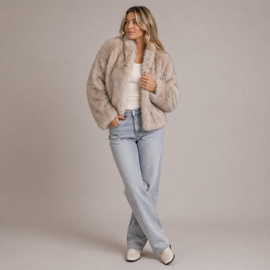 Women's plush relaxed fit jacket in cozy style. Soft winter outerwear, perfect for cold weather layering.