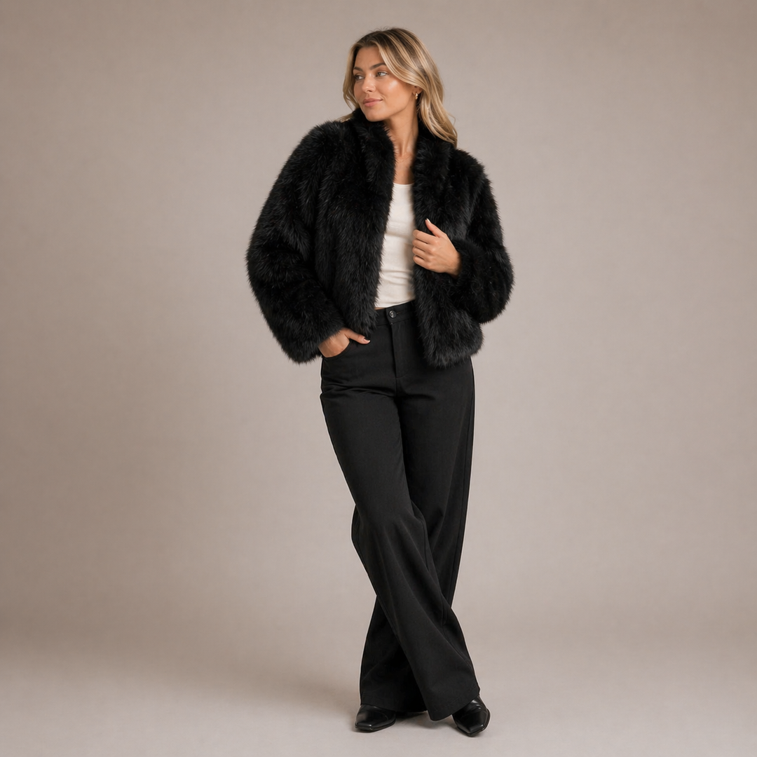 Casual long sleeve women's plush jacket. Relaxed fit for cozy comfort and stylish cold weather layering.